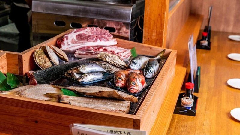古鼓蔵様 新鮮な魚介類